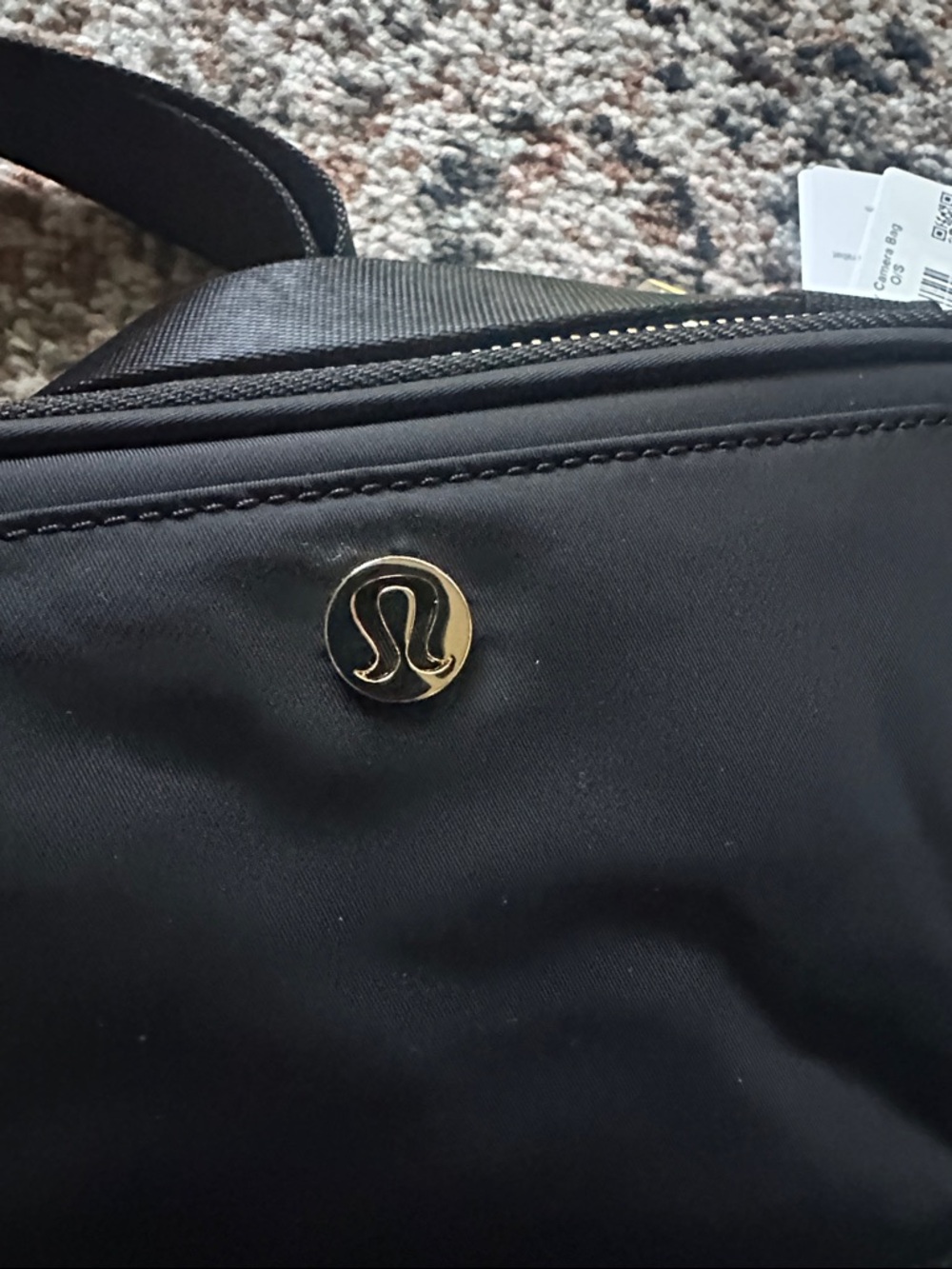 Lululemon Crossbody Camera Bag - Picture 3 of 4